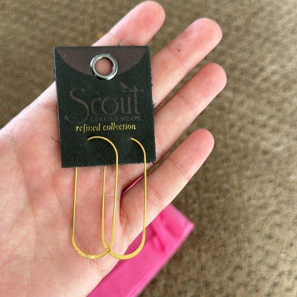 Gold Oval Hoops! 💛 - Picture 2 of 3